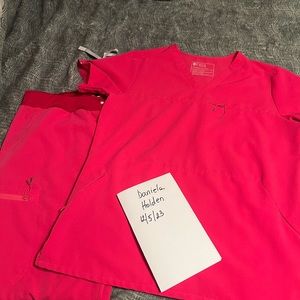 Figs, shocking Pink, Large